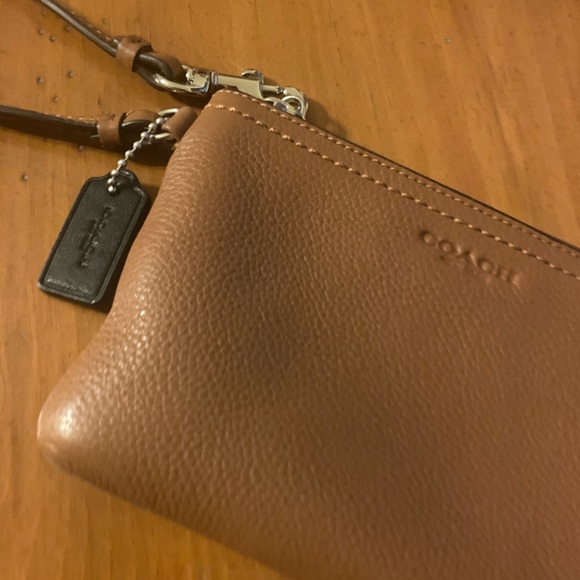 Coach Wristlet - Picture 4 of 4